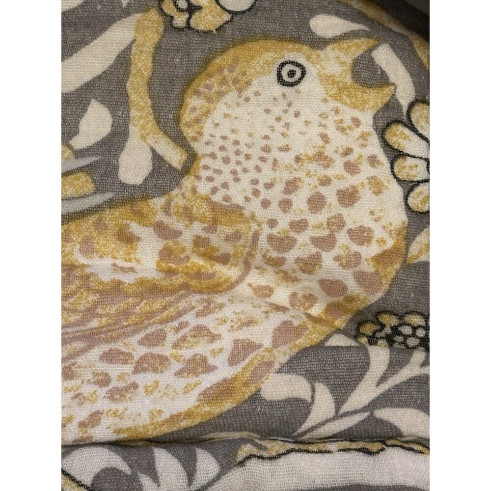 William Morris & Co Strawberry Thief Throw Blanket Cotton Gauze Fleece Grey NWT - Picture 8 of 13